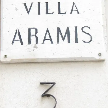 Villa Aramis Guesthouse Couette-café Nice