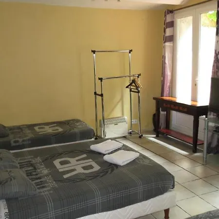 Couette-café Villa Aramis Guesthouse 3*