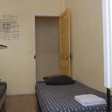 Villa Aramis Guesthouse Nocleg ze śniadaniem 3*